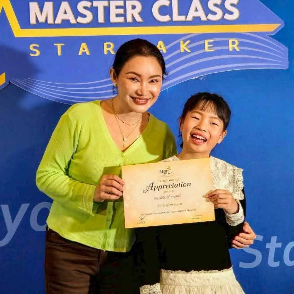 Mochi Year 5 Star Maker Singing Competition Five Star Award Wellington College Bangkok performing arts student achievement